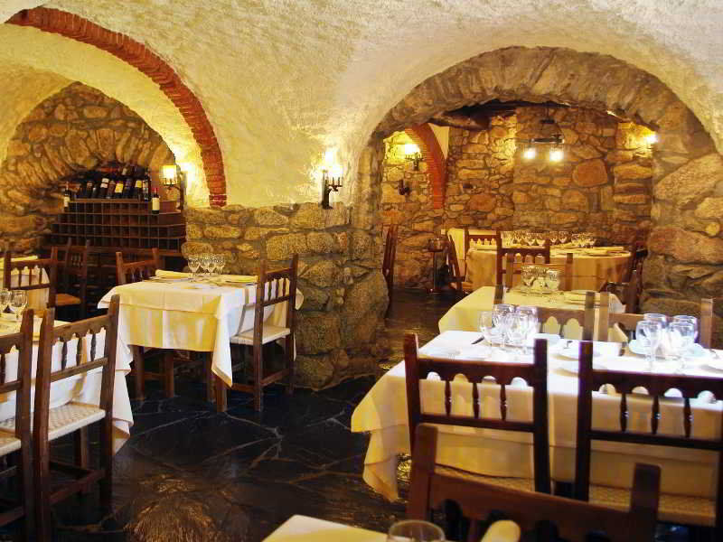 Els Cacadors De Macanet Maçanet de Cabrenys Exterior foto